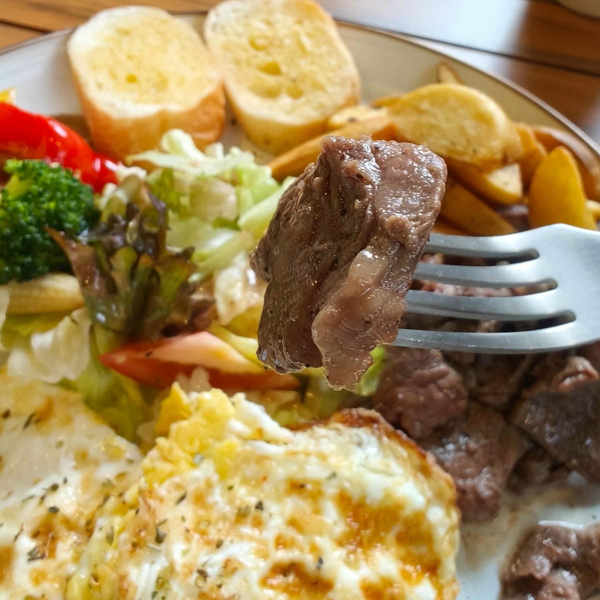 山下聊寮 牛肉早午餐盤