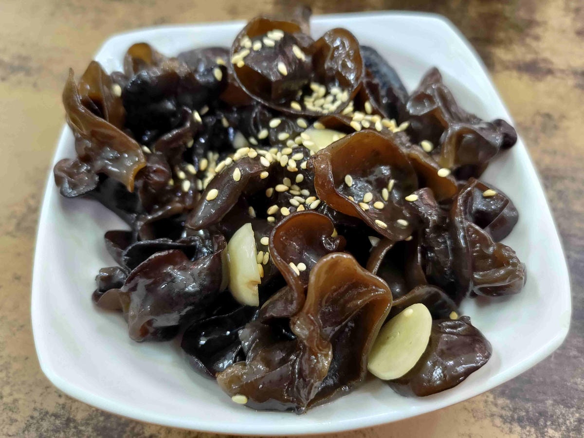 添丁切仔麵 黑木耳